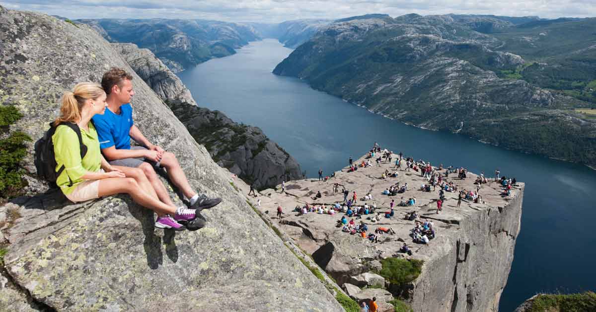 10-happiest-countries-to-visit-Norway