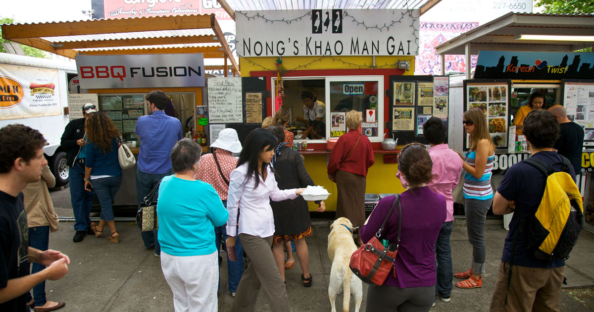 Your Group’s Guide to Portland’s 600 Food Carts
